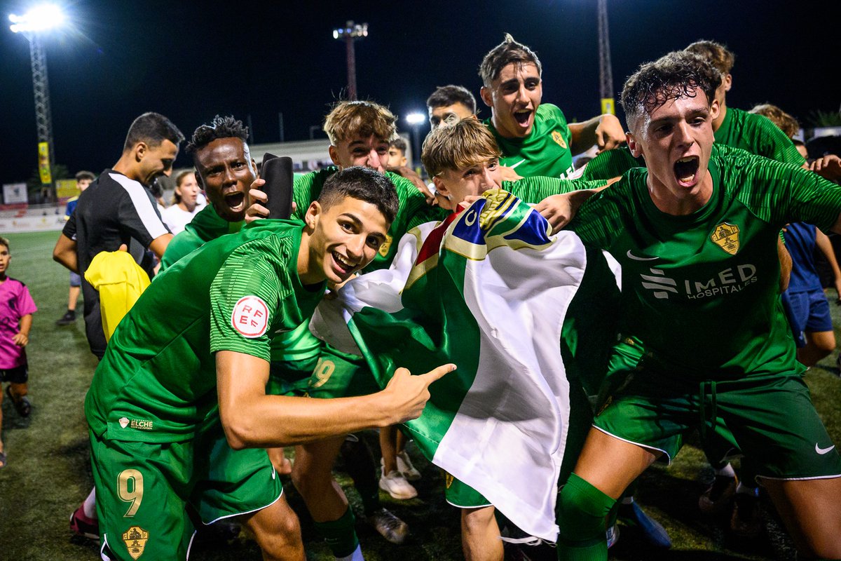 Cotif's tweet photo. ¿𝗟𝗢 𝗛𝗔𝗡 𝗩𝗨𝗘𝗟𝗧𝗢 𝗔 𝗛𝗔𝗖𝗘𝗥? 𝗦𝗜́, 𝗟𝗢 𝗛𝗔𝗡 𝗩𝗨𝗘𝗟𝗧𝗢 𝗔 𝗛𝗔𝗖𝗘𝗥 ⚪️����

El idilio del @futbolbaseECF con el @Cotif no tiene límites. ¡Grandísimo partido de principio a fin! 🔥⚽️

#COTIF2023 https://t.co/AilFn6nqby
