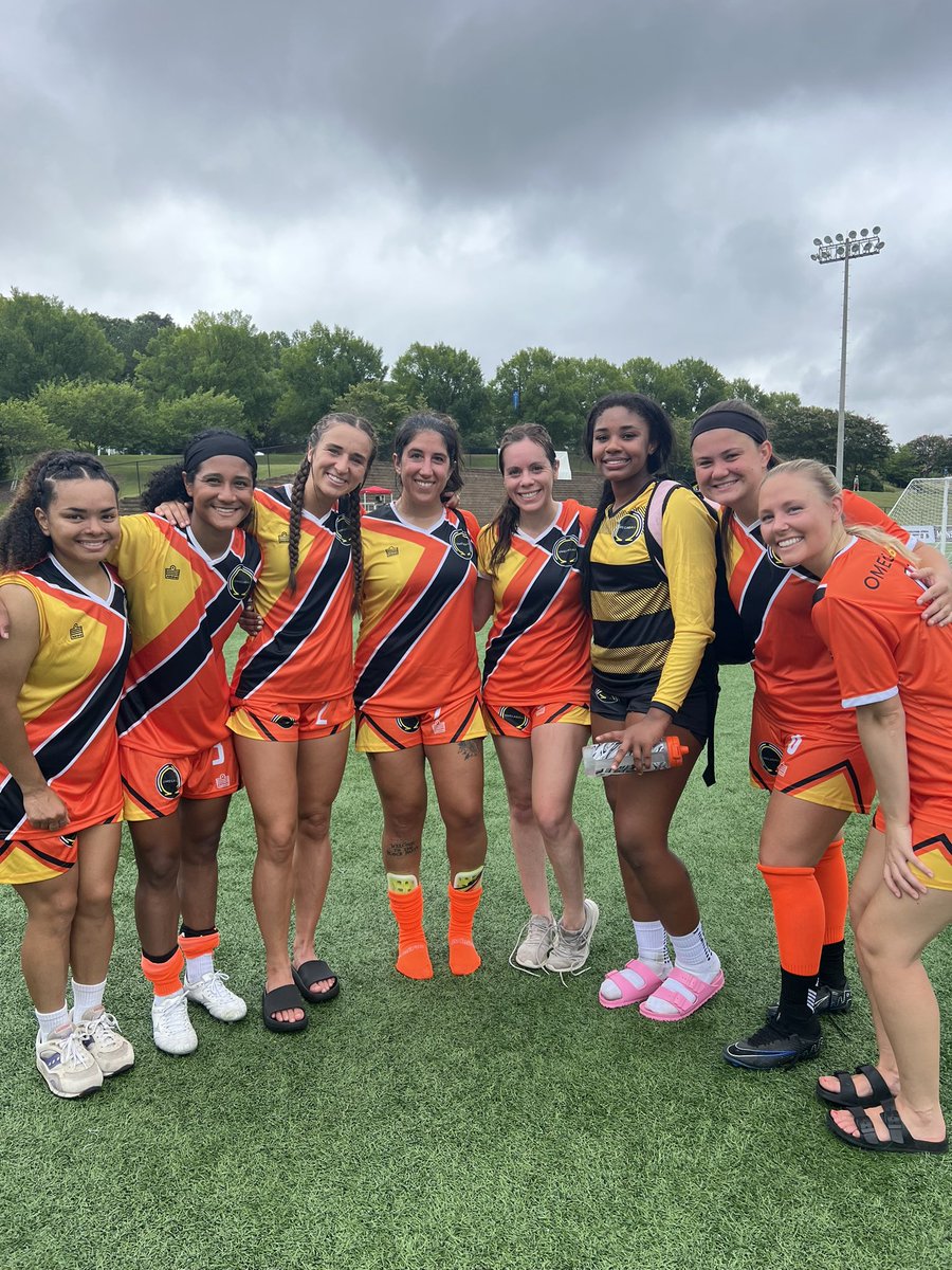 lex & the city | 🇨🇱🇭🇹 tweet media