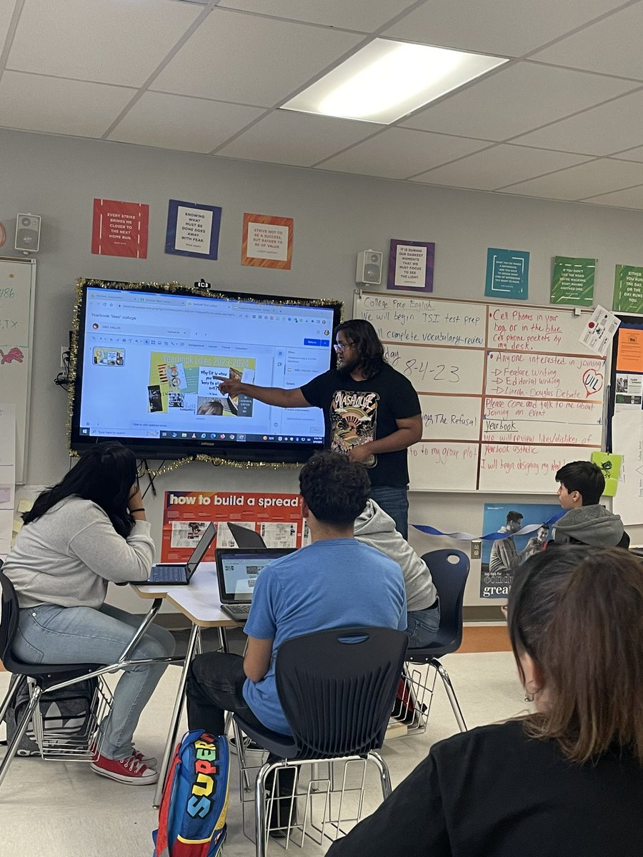 lion_yearbook's tweet photo. Staff members presenting their favorite ideas and visions for this edition of The Lionβs Lair yearbook. #studentcenteredlearning #wecalltheshots #ClintISD100 #lionpride #wintheday #smalltownvibes #yearbookislife ππ¦πͺπΌπ€πΌβπΌπ₯π€β€οΈπ€π©΅πππ https://t.co/KZeRPjDHFT