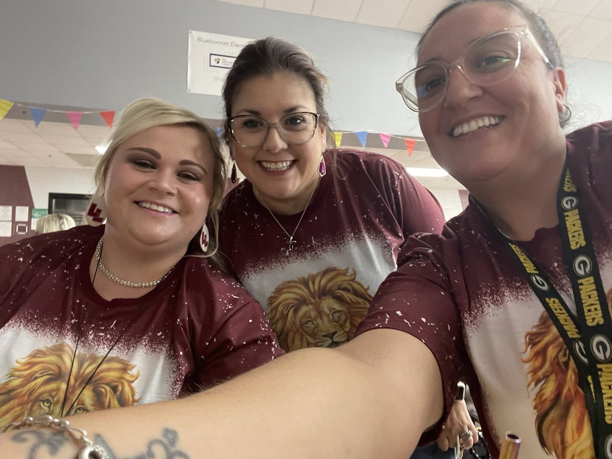 Kristian Espino (@yaymrsespino) on Twitter photo Great minds think alike when we got dressed this morning. π <a href="/belv1020/">Belinda V.</a> <a href="/stephkat16/">Katlin Stephens, M.Ed</a> Great minds think alike when we got dressed this morning. π <a href="/belv1020/">Belinda V.</a> <a href="/stephkat16/">Katlin Stephens, M.Ed</a>
