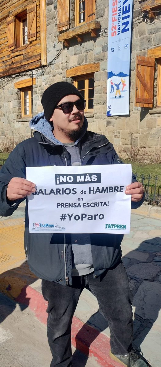 El Sitrapren se movilizó en Bariloche para pararle la mano a los patrones.
¡basta de salarios de pobreza!
file:///C:/Users/Daniel/Documents/WhatsApp.html