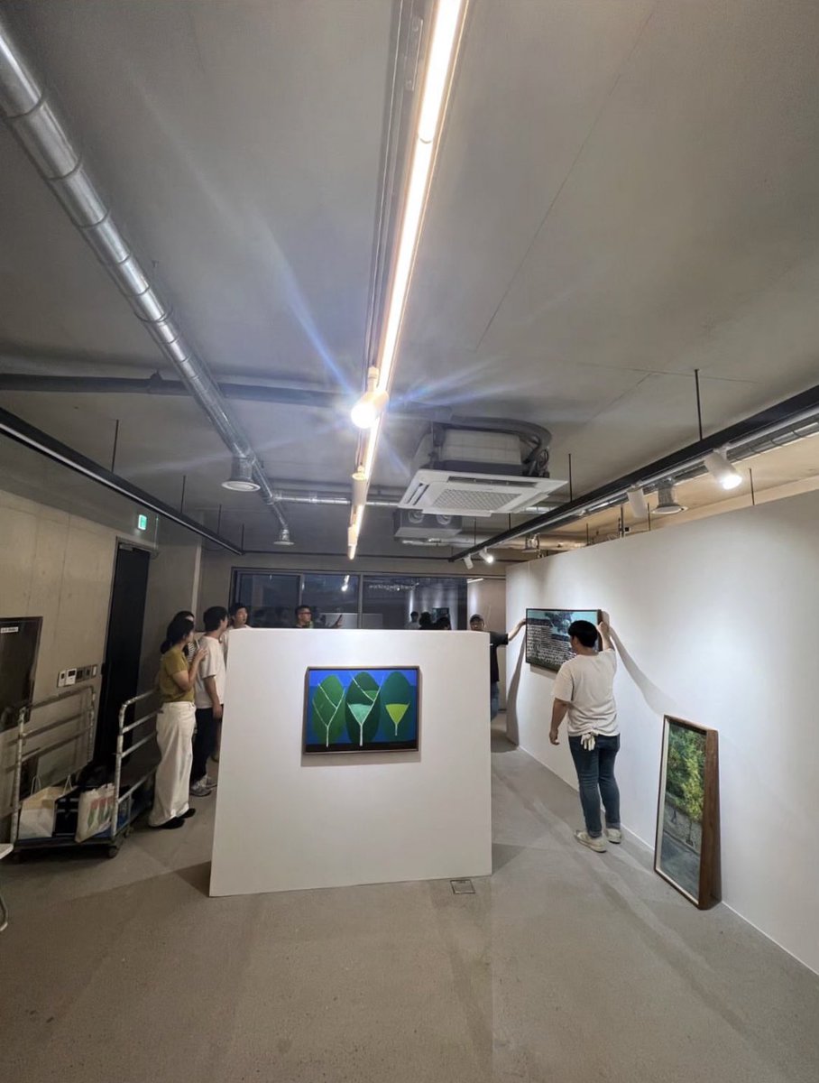 joonswhistle's tweet photo. rkive instagram story 050824 

Namjoon at (what appears to be the install) of Working With Friend’s “시/차” exhibition, which ran from 21–30 July. https://t.co/GexGvgDWyG