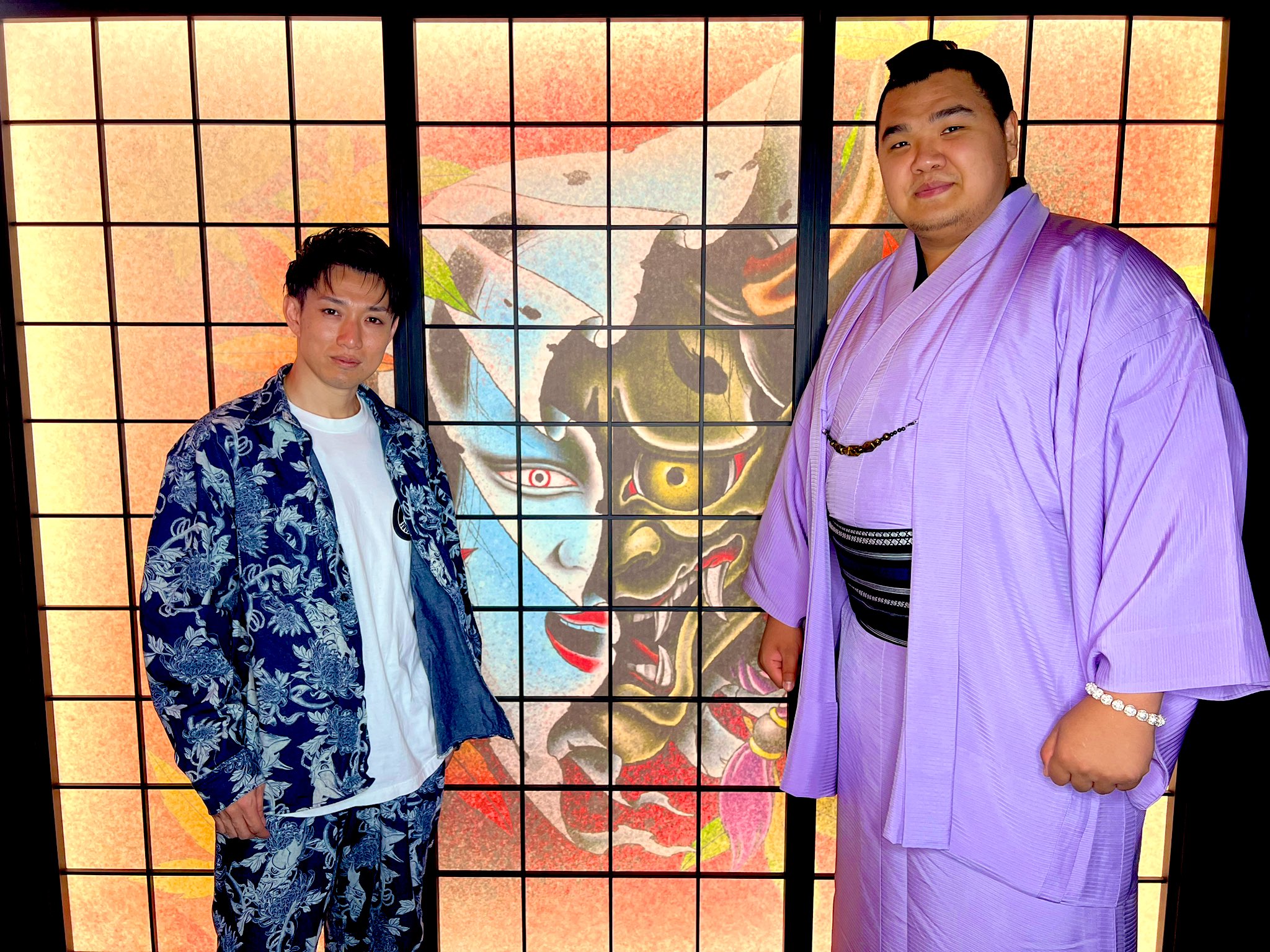 F2u_hGPbAAACawb.jpg:large