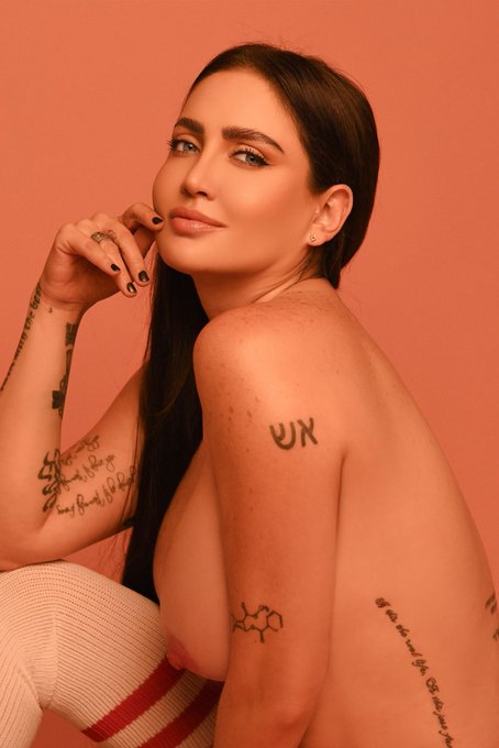 Te estoy esperando ❤️&zwj;🔥 https://t.co/5MdwRPwmU9 https://t.co/mfsKBHL1IG<a href="/tag/pride"class="tags"><span>#pride</span></a><a href="/tag/youtube"class="tags"><span>#youtube</span></a><a href="/tag/spotify"class="tags"><span>#spotify</span></a><a href="/tag/podcast"class="tags"><span>#podcast</span></a><a href="/tag/onlycelia"class="tags"><span>#onlycelia</span></a>