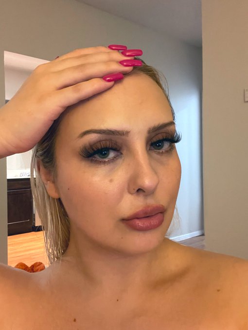 Fresh out the shower https://t.co/noXCpINC40