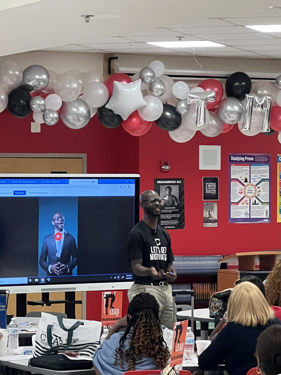 Ms_Williams02's tweet photo. Our teachers are ready to set sail into a new year!! Thank you @calebwesco for motivating us to Lead Like A Buccaneer!! 🩶🖤❤️
#Thecrew
#Success
#Letsgetmotivated https://t.co/dk5QGi2uOG