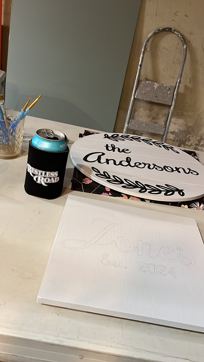 nobananahannah's tweet photo. @RestlessRoad a wild Friday night of painting signs for my engaged friends while my painfully single self dies inside but ITS FINE https://t.co/ADjZUXE7eX