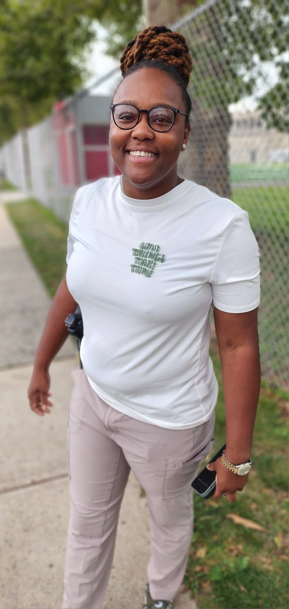NJ Ladies Hoops (@njladieshoops) on Twitter photo NJ Ladies Hoops "HS COACH OF THE DAY"
Leader, Role Model, HC @TCA_GIRLSBBALL & Sergeant/Supervisor of the Trenton Homicide Task Role!! WHOA!!
Check out her piece below
<a href="/CoachBobFusik/">Coach Bob Fusik</a> <a href="/Maryklinger/">Mary Klinger</a> @TrentonCatholic <a href="/RFHCoachCal/">Dave Callahan</a> <a href="/SheGotGame7/">She Got Game Classic</a> <a href="/GthingBBall/">gthingbasketball</a> @brolymedia
Click below NJ Ladies Hoops "HS COACH OF THE DAY"
Leader, Role Model, HC @TCA_GIRLSBBALL & Sergeant/Supervisor of the Trenton Homicide Task Role!! WHOA!!
Check out her piece below
<a href="/CoachBobFusik/">Coach Bob Fusik</a> <a href="/Maryklinger/">Mary Klinger</a> @TrentonCatholic <a href="/RFHCoachCal/">Dave Callahan</a> <a href="/SheGotGame7/">She Got Game Classic</a> <a href="/GthingBBall/">gthingbasketball</a> @brolymedia
Click below