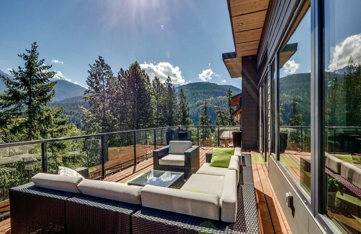 RDCFineHomes's tweet image. Past Project: The Wolf Den 🏠🐺

📍Whistler, BC

Platinum Built Green Energy Certification  ✅ Under 1 ACH

We loved working on this project! 🙌

#RDCFineHomes #PastProject #WhistlerBC #CustomHomebuilder #SustainableHousing #EnergyEfficiency