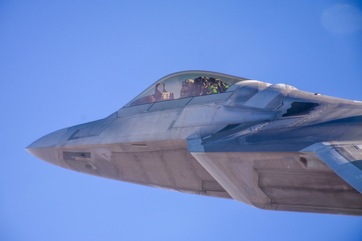 TalismanSabre's tweet image. Two @usairforce F-22 Raptors fly over the Northern Territory as part of #TalismanSabre2023.
#StrongerTogether #FriendsPartnersAllies