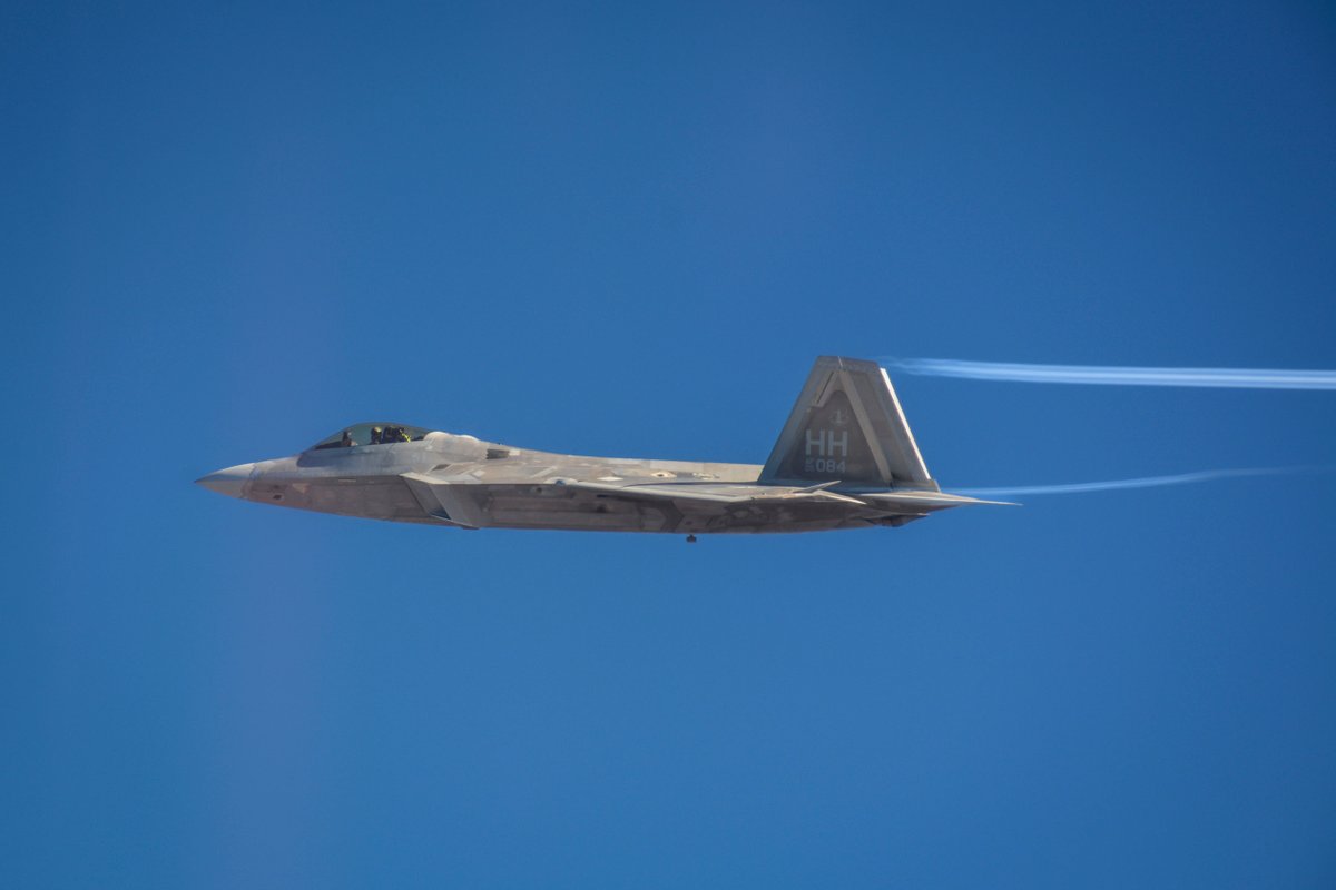 TalismanSabre's tweet image. Two @usairforce F-22 Raptors fly over the Northern Territory as part of #TalismanSabre2023.
#StrongerTogether #FriendsPartnersAllies