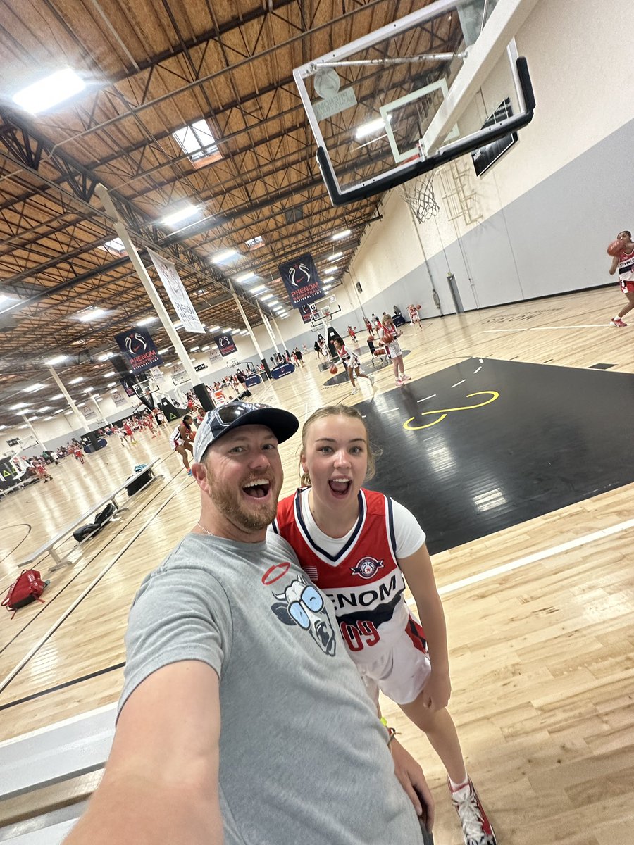 Day 1 at <a href="/Phenom_Girls/">PhenomNationalGirls</a> for <a href="/oliviaklein2025/">Olivia Klein</a> - another opportunity to get better and put in some work! Get it girlie!