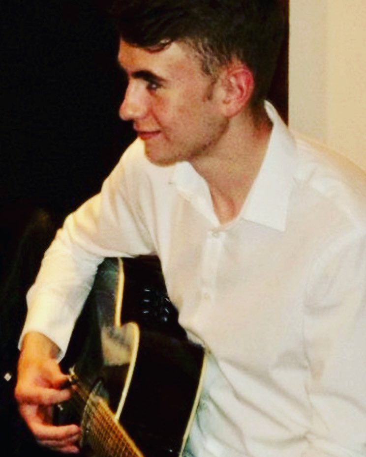 Frances Molloy tweet media