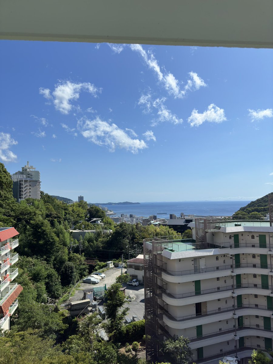 日本に来ました！
熱海は晴天です。
やっぱり温泉は良い！