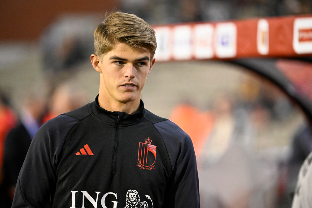 FabrizioRomano's tweet photo. Atalanta have full agreement in place with AC Milan to sign Charles de Ketelaere: €3m loan fee, €23m buy option clause not mandatory and 10% sell-on clause to AC Milan ⚫️🔵🇧🇪

Atalanta board and coach Gasperini are now confident to convince the player. Up to Charles. https://t.co/foeE8Pbgi9