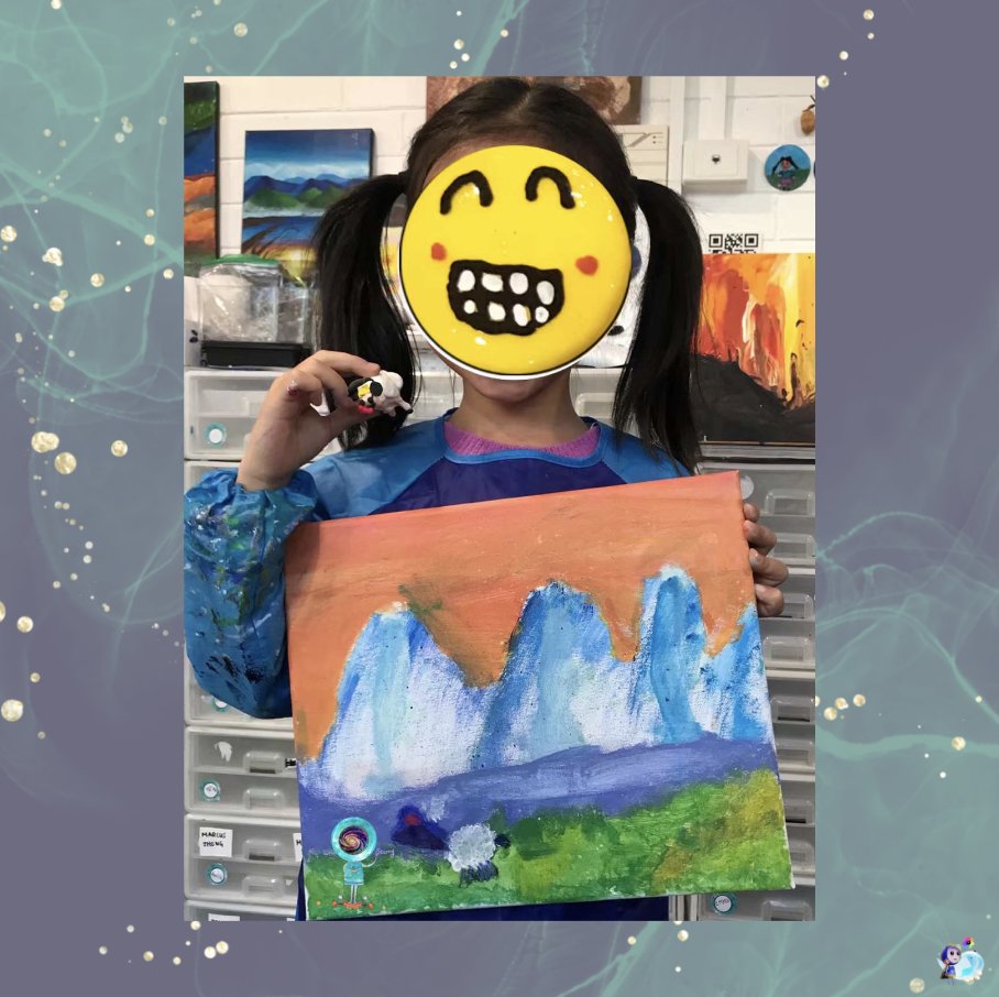 starryarts_'s tweet image. Our young and proud artists showing their beautiful and original mountain landscape paintings from land to sea.😊⛰️🌊
#artstudio #creativearts #offlineclasses #imagination #creative #artiframerobot #artwork #education #childrensartwork #landscape #landscapepainting