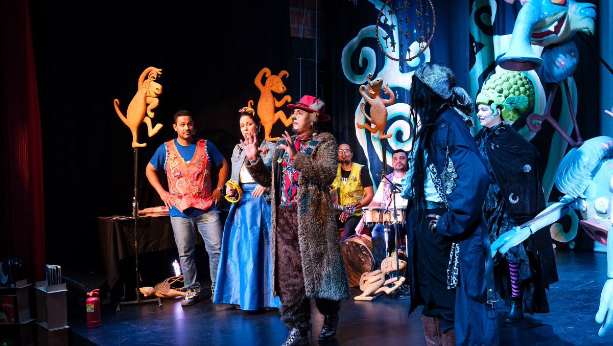 FITeatroCali's tweet photo. ‘Cantos de Villanos’ Un musical para ahuyentar los malos cuentos. https://t.co/Lol6ErCEWU