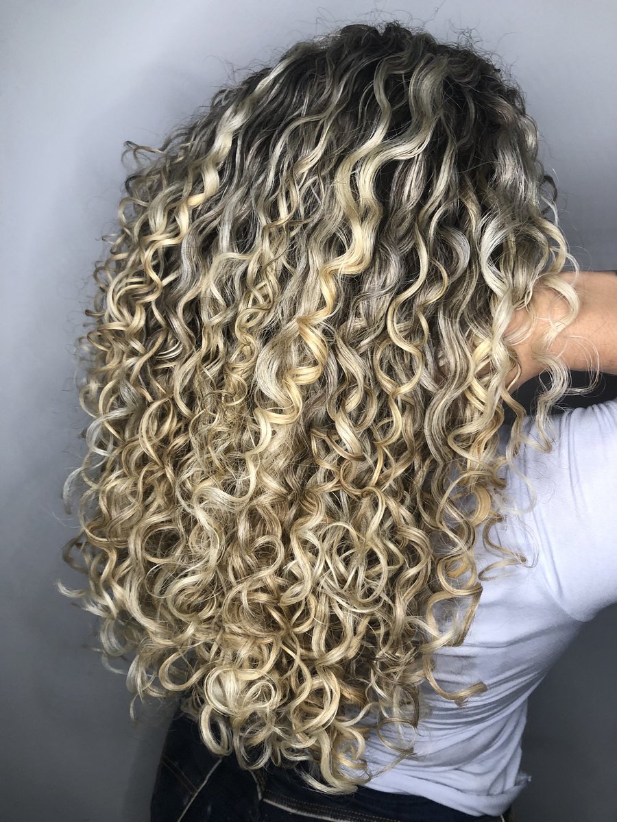 fadapontos's tweet photo. Pode até não gostar de mim, mais da minha arte é outros 500 😂🤣🤪 https://t.co/q6jHgxEsAl