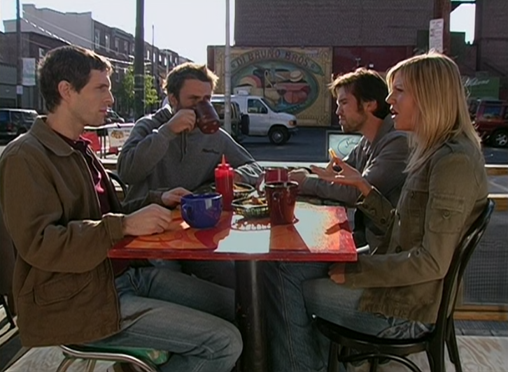 LaTriada507's tweet image. Hoy en la Historia (2005): estrenó la serie It's Always Sunny in Philadelphia en el canal FX #RobMcElhenney #CharlieDay #FXNetwork #Comedias #KaitlinOlson #GlennHowerton #IASIP #DannyDeVito #EntertainmentHistory #Sitcoms