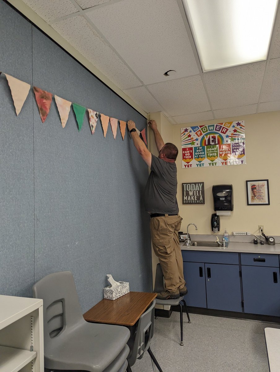 ReaderRBS's tweet photo. When your husband asks where you want to go to dinner on a Friday night in August and you conveniently pick someplace close to your school and convince him to bring tools and do a little work in your classroom, you know he's the BEST!! 😍❤️ #teacherlife #cpsbest #smswildcats https://t.co/Xsmh2tUJby