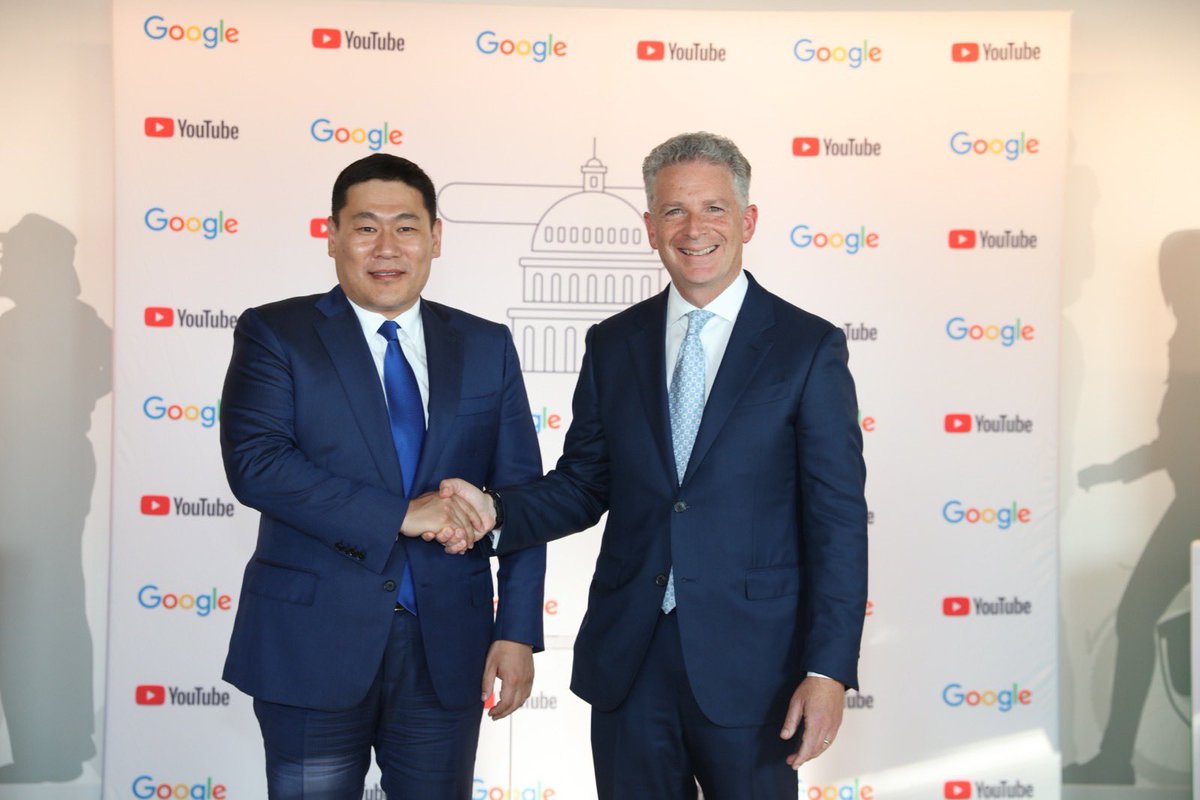 Bolort's tweet photo. “Google” компани Монгол Улсад 10,000 багш, 1000 инженер бэлтгэхээр боллоо https://t.co/PUajlASaqa https://t.co/EJ4H7Es9mH