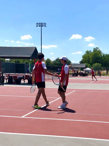 cheritagetennis's tweet image. Great first week of tennis!
Won 10/15 dubs matches vs Keller Central
Won 14-5 vs Mansfield Legacy
Lost a tough one to Mansfield HS 7-12
Won 13-6 vs Arl. Martin
Won 6/10 dubs matches vs Abilene Cooper

Fought the heat, got better, more to come next week!
@GCISD @GCISD_Athletics
