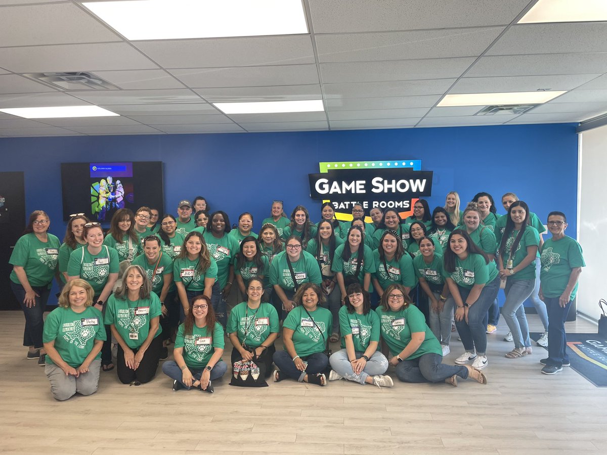 CarrolltonElem's tweet photo. As a staff, we work hard and play hard! Today was a day of synergizing! We headed to Farmers Branch and battled it out at the Game Show Battle Rooms! Thank you for hosting us today!! @Monica_Koen @CFBISD @EldredgeWendy https://t.co/Xh4YUuwomL