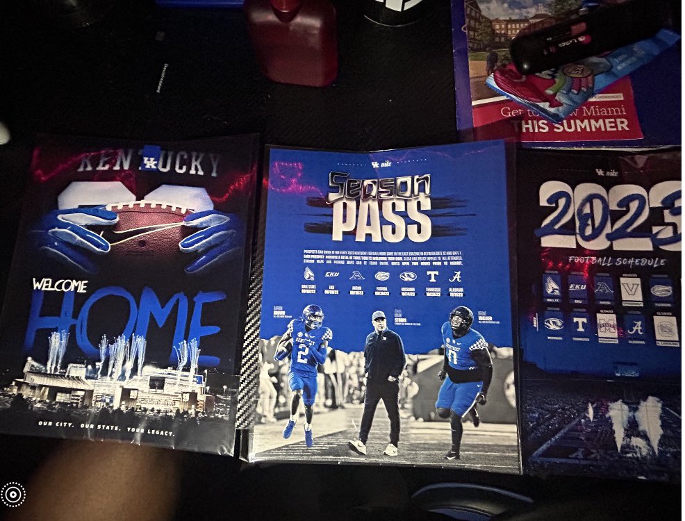 Zyon Newson (@z_newskii) on Twitter photo I appreciate the love <a href="/UKFootball/">Kentucky Football</a> thanks season passes can’t wait to come back and watch a few games <a href="/vincemarrow/">CoachMarrowUK</a> <a href="/CoachBuffano/">Frank Buffano</a> see you guys soon 💪🏿 I appreciate the love <a href="/UKFootball/">Kentucky Football</a> thanks season passes can’t wait to come back and watch a few games <a href="/vincemarrow/">CoachMarrowUK</a> <a href="/CoachBuffano/">Frank Buffano</a> see you guys soon 💪🏿