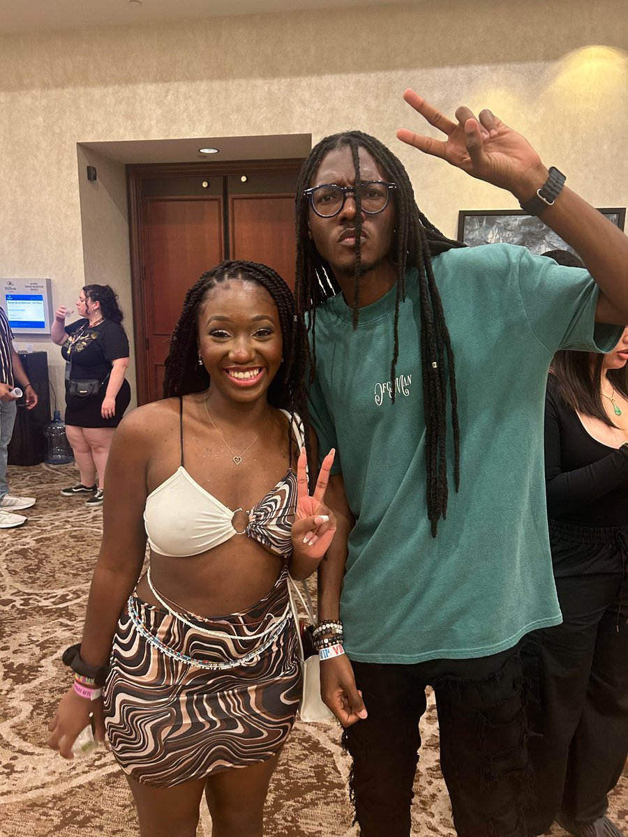 BaretCute's tweet photo. Twitter is for flexing so here you go… https://t.co/NrkYdDDmY2