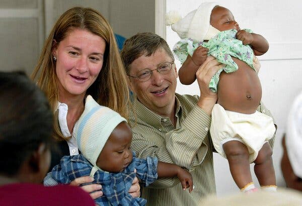 unikgirl11's tweet photo. @Ben_Noman_H Problem-Reaction-Solution
Same goes for BigPharma Industrial Complex. Except, Bill & Melinda Gates seem rather uncomfortable holding a black African baby.
Vaccines are financially profitable, but holding the experimental child is as uncomfortable as it is beneath them. #Demonics https://t.co/LsAPHTuwDS