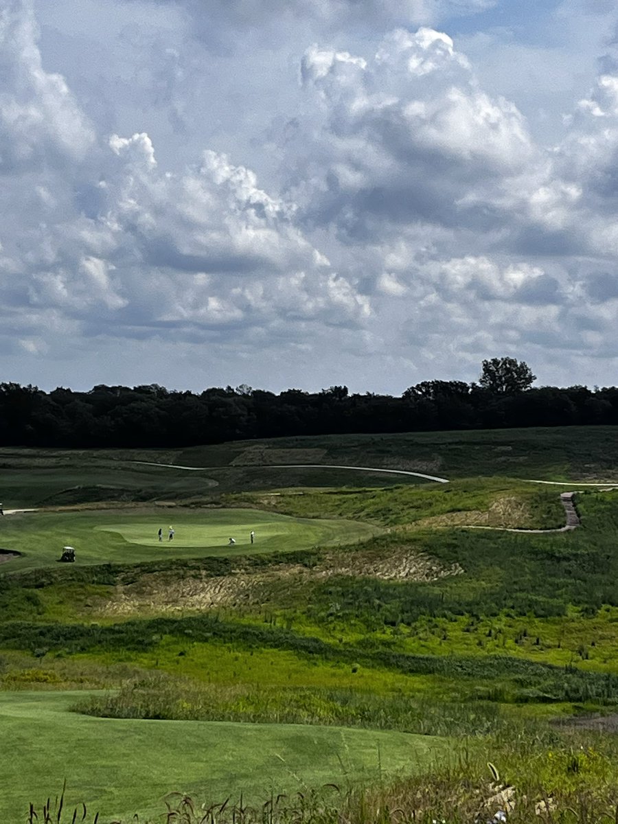 clswannie's tweet photo. Hardest greens I’ve ever played… Undulation upon undulation. Landmand is awesome. #Golf #4putts https://t.co/8sn1142OKK
