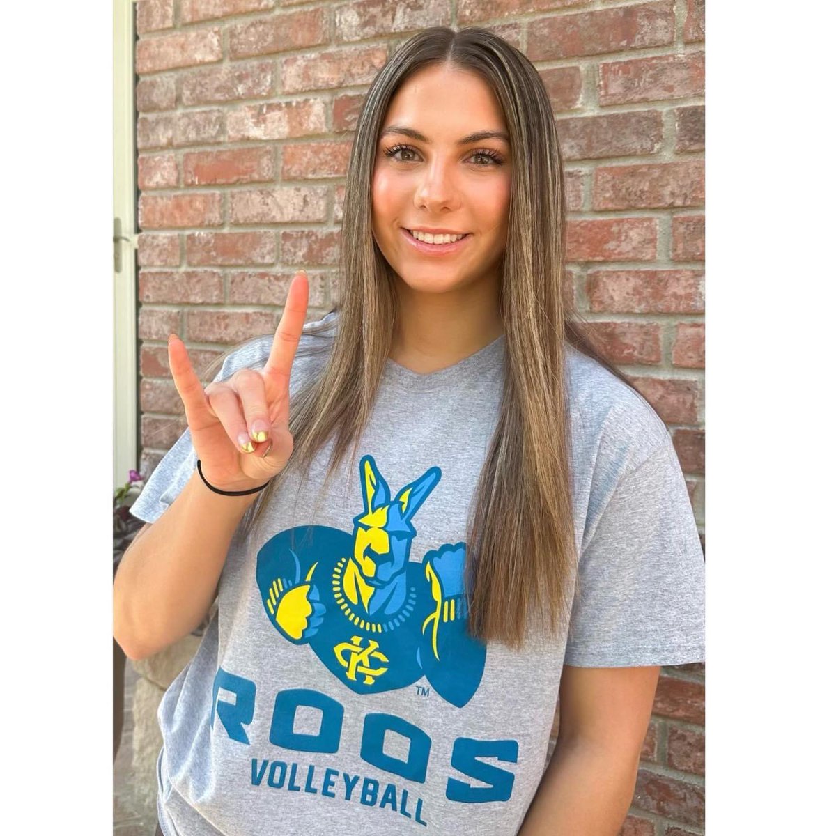 🏐🖤 2024 Commit 🏐💙 Brooke Boyer UMKC Invasion 18 Black