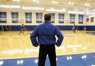 goldmedalmind's tweet photo. "Practice has got be harder than the games, and it never is unless you want it to be as a player. The coach can’t drive that."
—John Calipari #TheLeadersMind 🏆

📚  https://t.co/SfliU226kW https://t.co/OWGnFWlpME