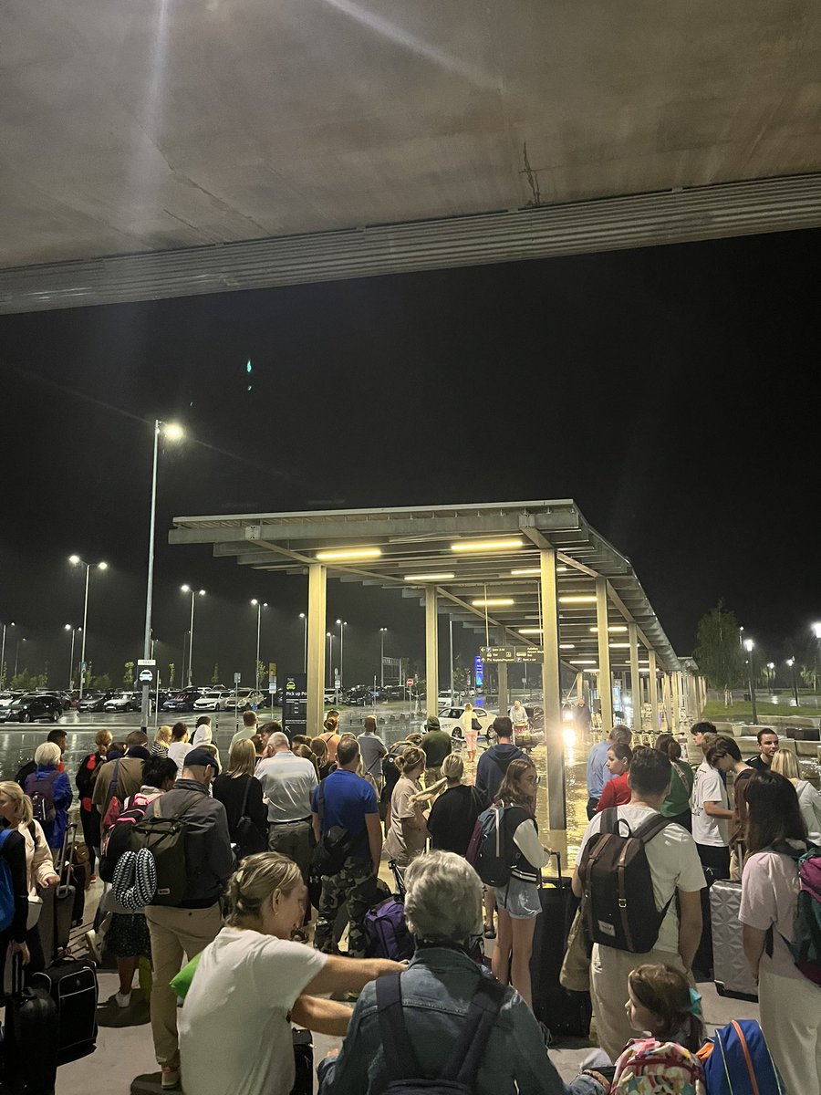 No transfer in sight <a href="/Ryanair/">Ryanair</a>