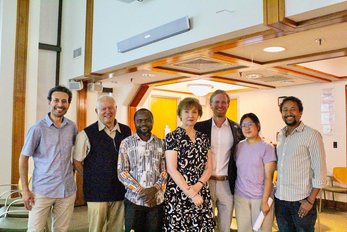 DukeDCID's tweet photo. Congrats to our latest group of #DukeMIDP students on successful master’s project presentations! https://t.co/N22DVFFks4