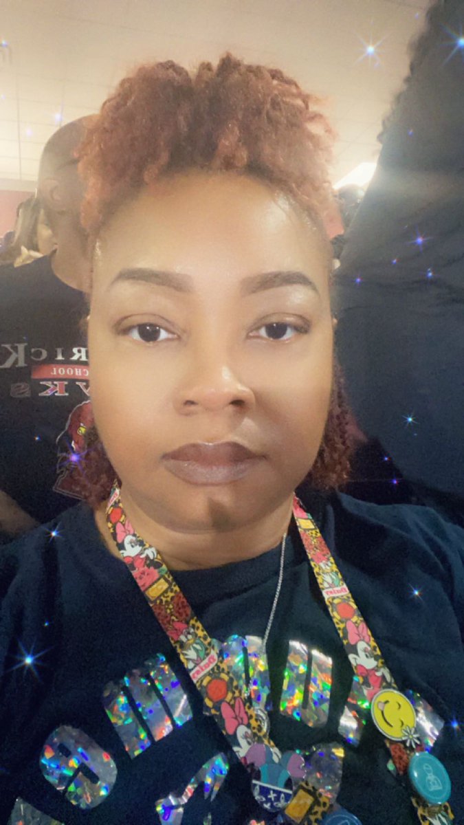 TeeBullard's tweet photo. A time was had at the 2023-24 Aldine ISD Convocation.  I am the solution! #MyAldine #Convocation2023 #MiddleSchoolMatters @PlummerMS_AISD https://t.co/kvK7Dm54Bt