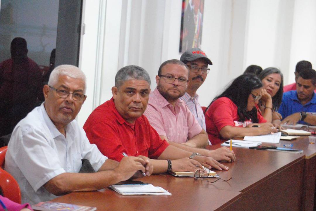 #04Ago Desarrollamos una nueva reunión del Equipo Político Estadal del Partido Socialista Unido de Venezuela (PSUV) presidida por Jacqueline Faría @JacquelinePSUV Enlace de la Dirección Nacional para Lara.