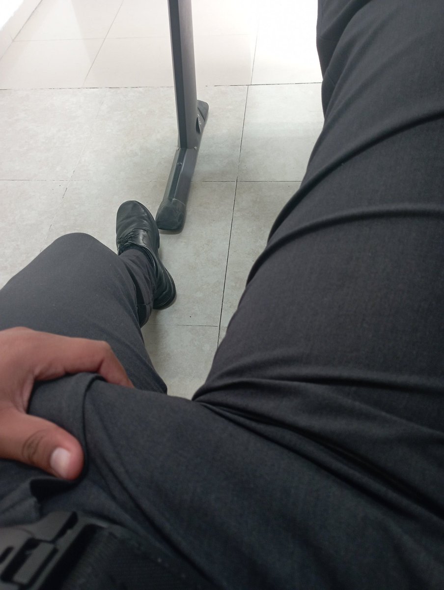 David53960040's tweet image. Aburrido 🥱