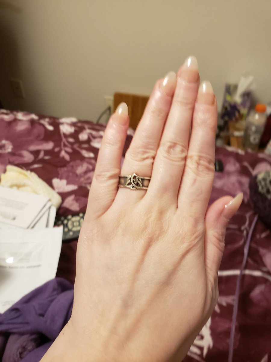 DanaScullyMulde's tweet photo. Had a girls day with my cousin today...got a pedicure and manicure done. At #TopNails in #SouthHaven...I will say this. 10/10 stars it's a MUST go to nail salon!!! https://t.co/IWGIIYHr3a