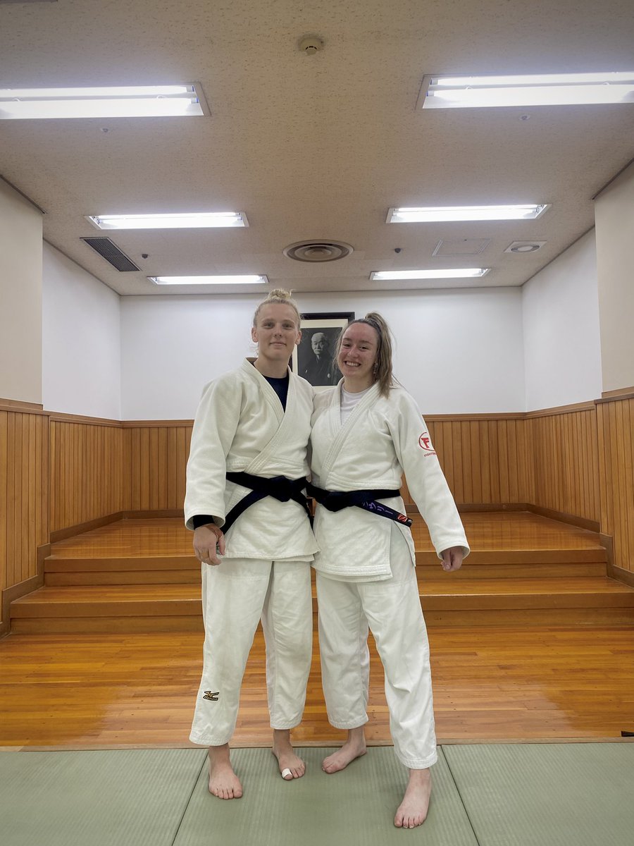 RobinLowry6's tweet photo. Great Couple weeks training in Japan with the Team ! 🇯🇵✅ Thank you to my coach @nathonburnsjudo  for all the support and @irish_judo for the great opportunity ! 🇮🇪🥋✈️ https://t.co/UISBznTSzV