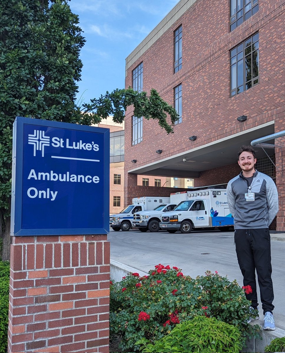 Better late than never 😁 Welcome to our PGY2 EM Resident, <a href="/TBoneTitan/">Anthony Batiz</a> 

#pharmacy 
#pharmacyresidency 
#residentlife 
#Emergencymedicine 
#twitteRx