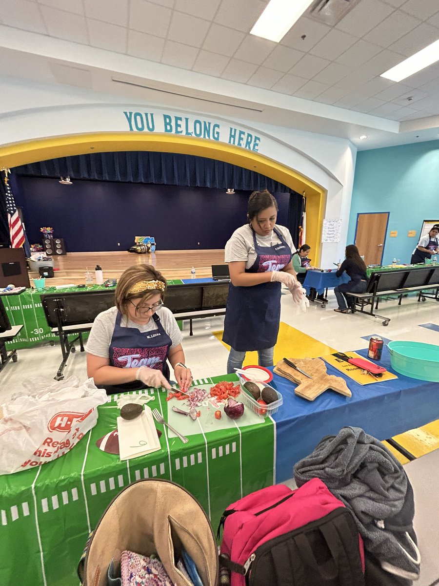 The team building was 🔥 today! Our Los Encinos amazing staff worked with their teammates in our first annual Top Chef Gucamole Making Contest. 🥑 🌶️ They are truly the best! Thanks to our district friends that game to judge and give prizes! We love our supporters too. ❤️ 🦅