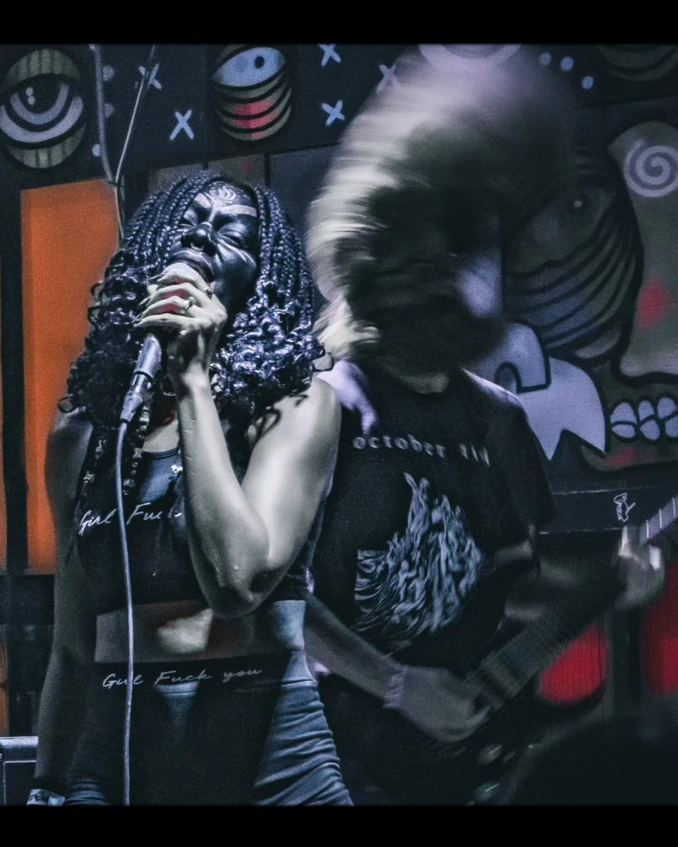 Living for this moment 🙌🏾 Ciarán and I make music together, and it's really just the best thing ever.