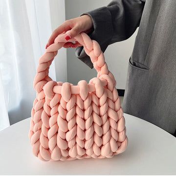 petitestyling's tweet photo. Recently I made a DIY Crochet bag, and here is the tutorial. 😍 
It isn't cute. Let me know your views
https://t.co/Ym4u4ykSMT https://t.co/7t5528vfFs