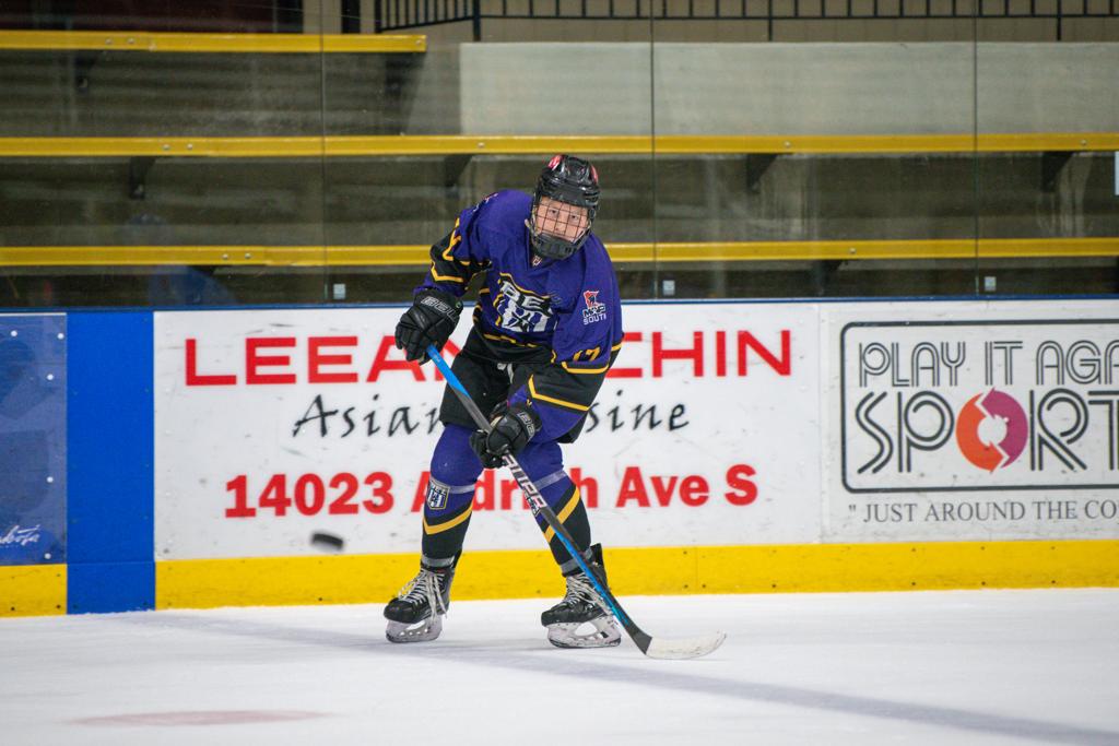 bantamelite's tweet photo. BEL Major Weekend 
Friday Live Blog 

Click the link below for Friday box scores, plus updated standings and leaders from the Bantam Elite League's Major Division. 

STORY LINK >>> https://t.co/NouPN5lS85 https://t.co/ucTdRcumeW