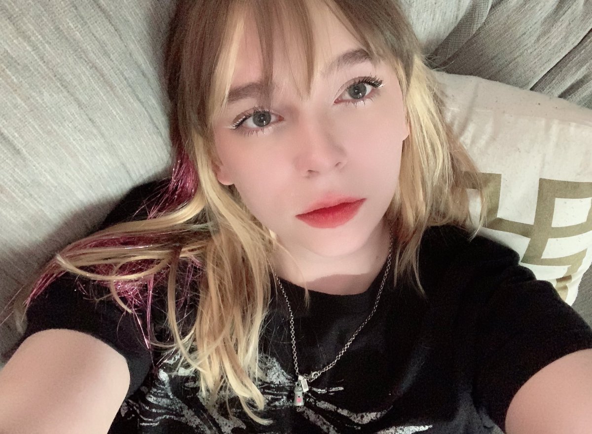 GoddessMariiee's tweet photo. since it’s payday, i’m expecting lots of sends. go on, don’t be more of a disappointment than you already are! 

findom findomfetish cashcow paypig humanatm https://t.co/CaC8rYwEfl