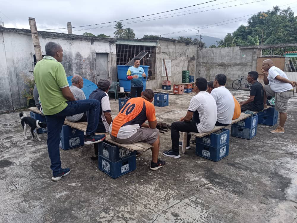 KamalAbukair's tweet photo. #04Ago23.Conformada la Secretaria Parroquial San Javier - Marin de MPV del Municipio San Felipe Estado Yaracuy con @ajcaleca generando confianza en el pueblo para el cambio político.
@ajcaleca @MPV_Nacional @mpvyaracuy @simoncalzadilla https://t.co/whPXEpBfHS