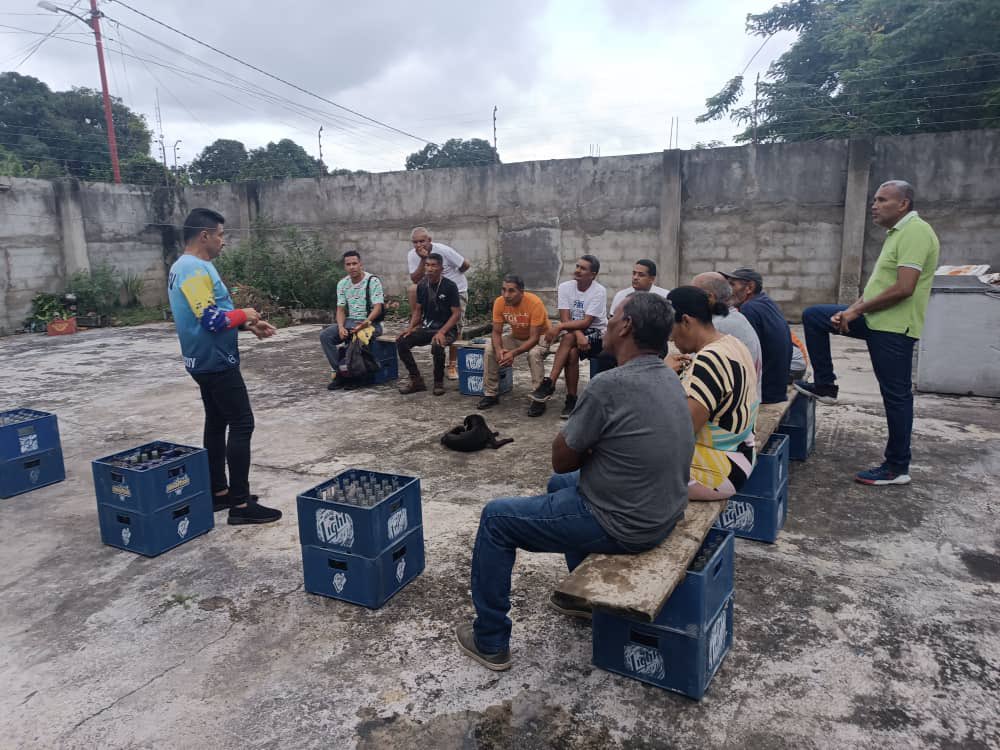KamalAbukair's tweet photo. #04Ago23.Conformada la Secretaria Parroquial San Javier - Marin de MPV del Municipio San Felipe Estado Yaracuy con @ajcaleca generando confianza en el pueblo para el cambio político.
@ajcaleca @MPV_Nacional @mpvyaracuy @simoncalzadilla https://t.co/whPXEpBfHS