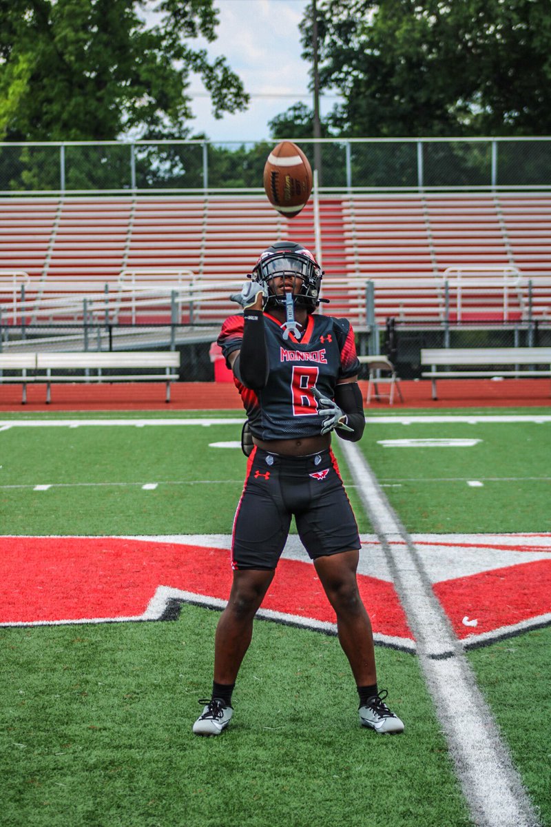 Senior season‼️👀 <a href="/Monroe_Redhawks/">Monroe Redhawks Football 🏈</a>