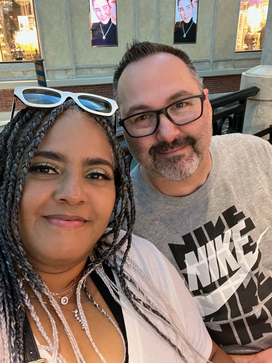 IceTimD's tweet image. Vegas with my beautiful wife...